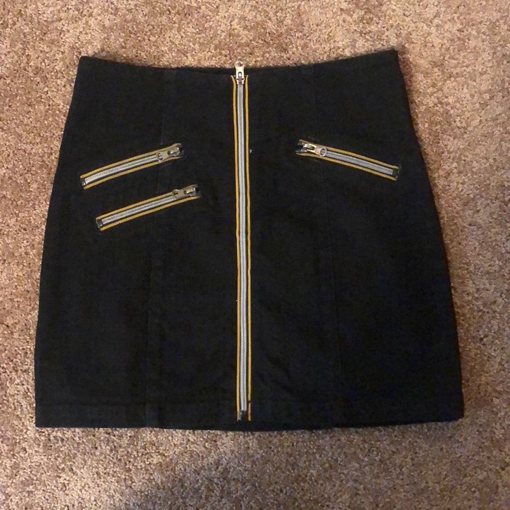Zipper Skirt from LF. Only worn once.